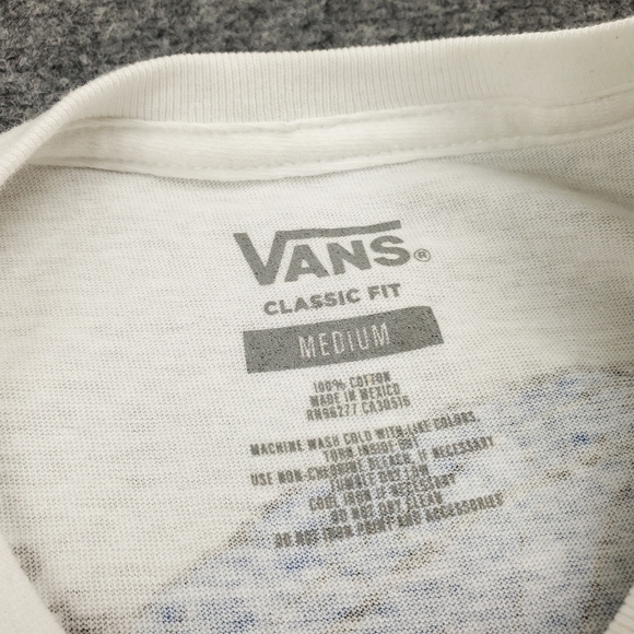 Vans Dragon Graphic T Shirt Medium Long Sleeve Crewneck Tee Skater Casual White - Picture 3 of 10